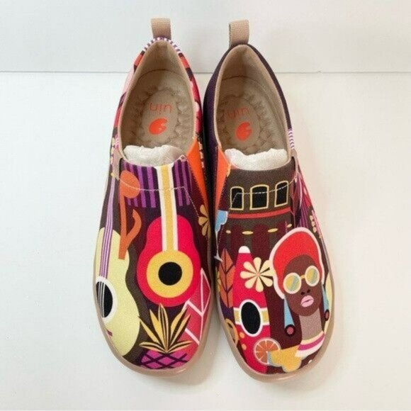 NWT UIN Slip On Womens Shoes Canvas Upper Cuban Musician - Picture 1 of 7